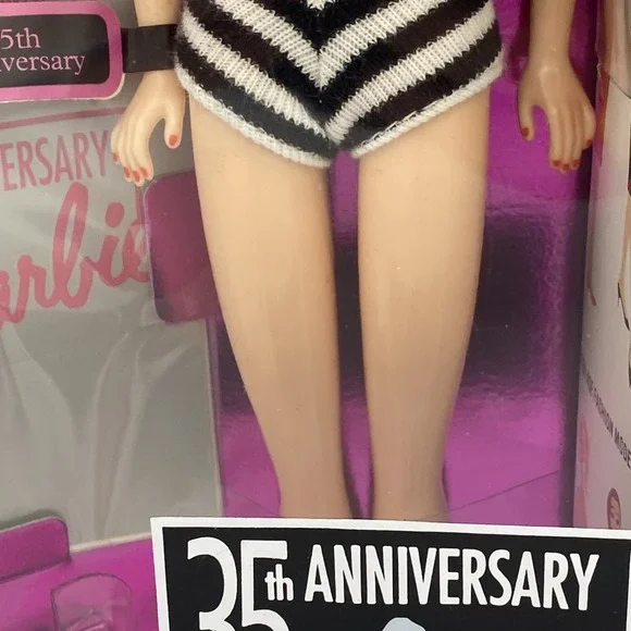 1993 Mattel 35th Anniversary 1959 Reproduction Brunette Barbie #11782 NRFB - Picture 5 of 16